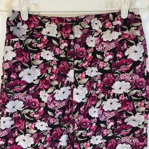 White House Black Market Floral Slim Ankle Pants